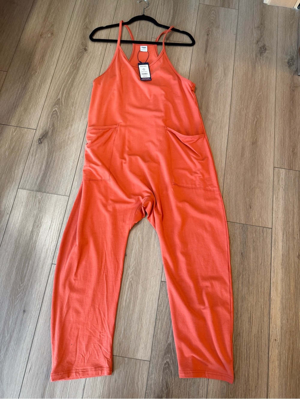 Women's Smash & Tess Sleeveless Jumpsuit with Pockets